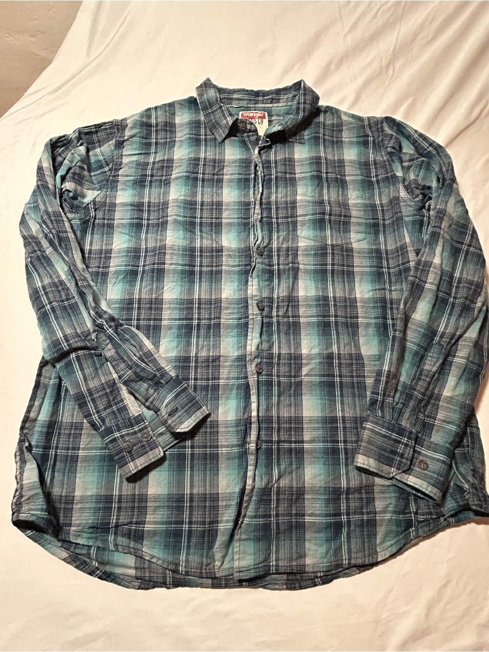Wrangler Plaid Button-Down Shirt in Teal and Navy